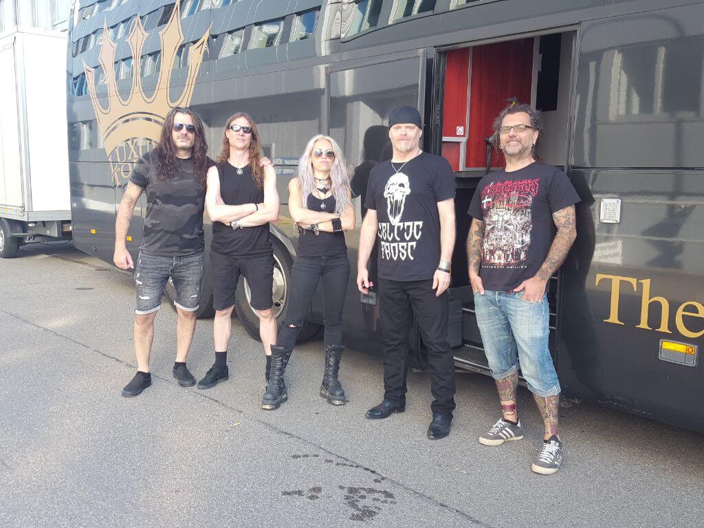 Race Attack Gallery - Tour Bus, Nightliner and Tour Crew in Switzerland - Image 11
